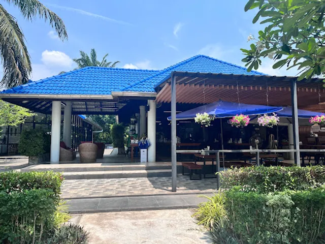 ครัวครูบุษบา ผัดไทยกุ้งสด แกลง ระยอง