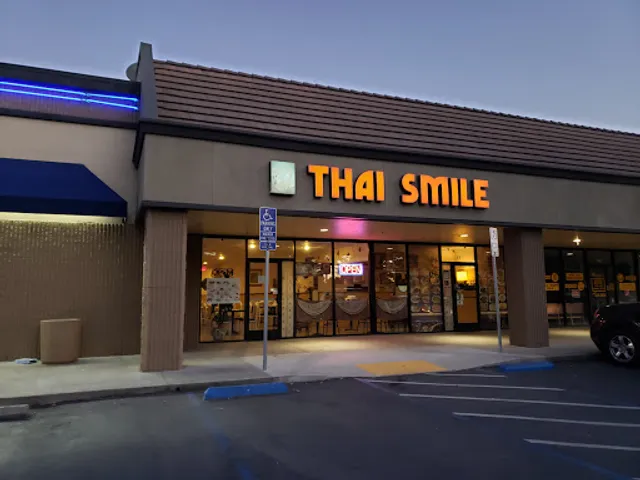 Thai Smile & Sushi