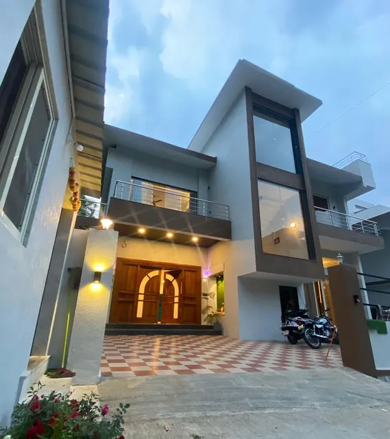 Enroute Villa Lonavala