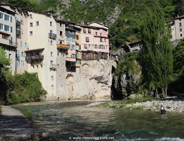 Camping Les Bruyeres **