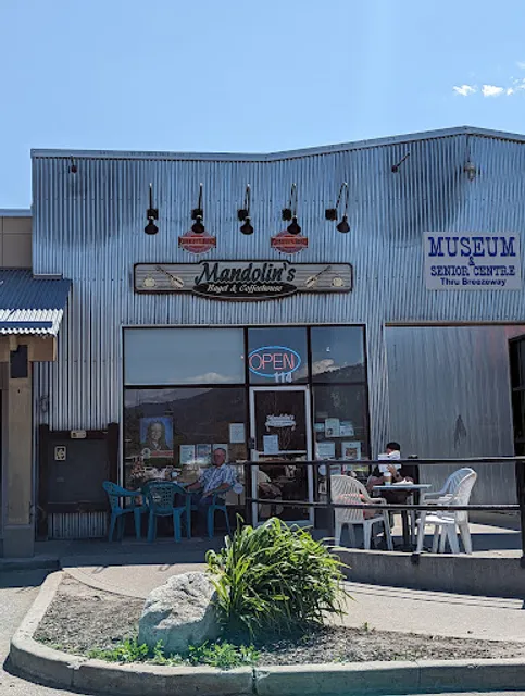 Mandolin's Bagel & Coffeehouse