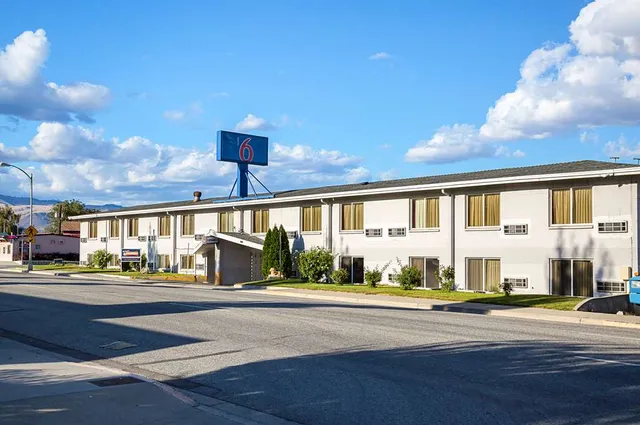 Motel 6 Wenatchee, WA