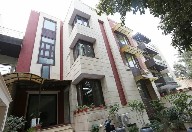 OYO 24023 Sunshine Residency