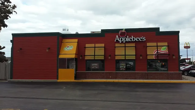 Applebee's Grill + Bar