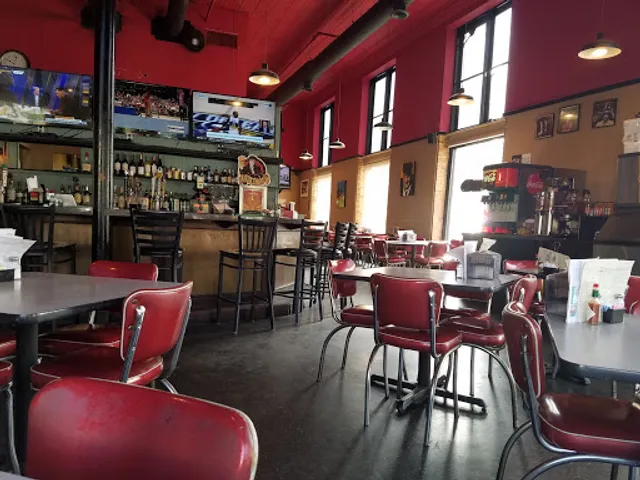 EJ's Eats and Drinks