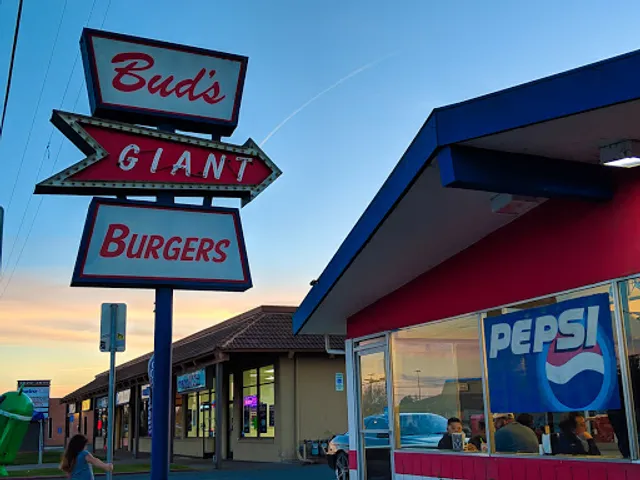 Bud's Giant Burgers