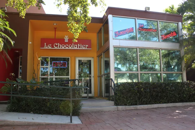 Le Chocolatier Fine Handmade Chocolate