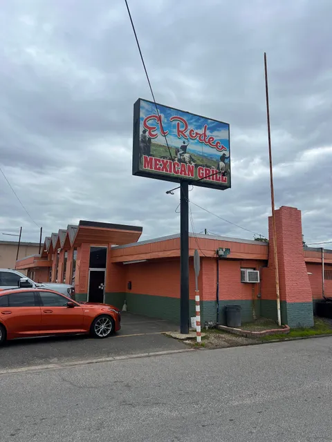 El Rodeo Mexican Grill