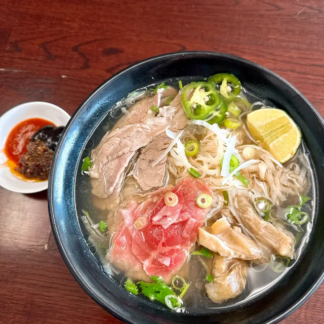 Pho TiTi