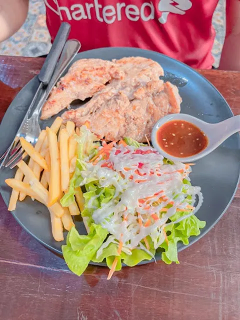 Hipster Steak สาขาตลาดดวงแก้ว By PloyHam