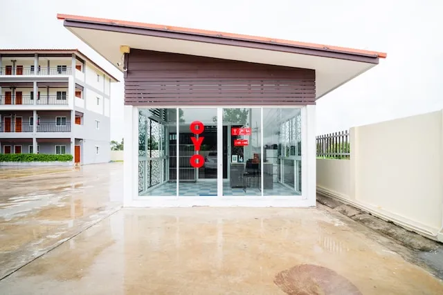 OYO 1047 Ek Residence Banchang City