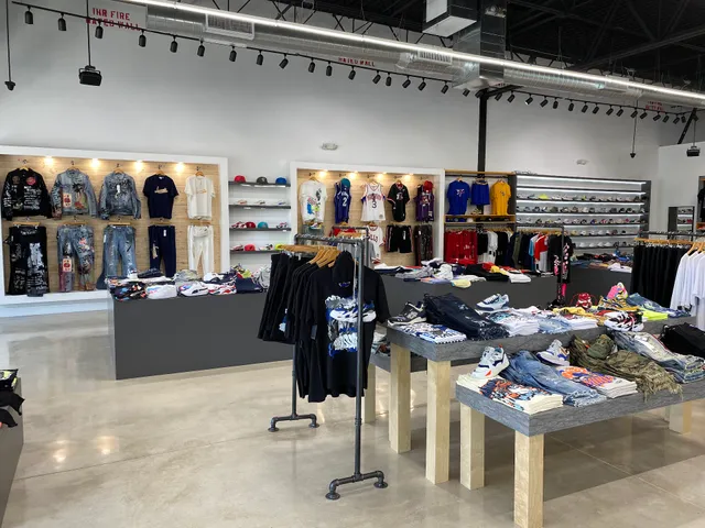 Sneaker Town Miami Gardens