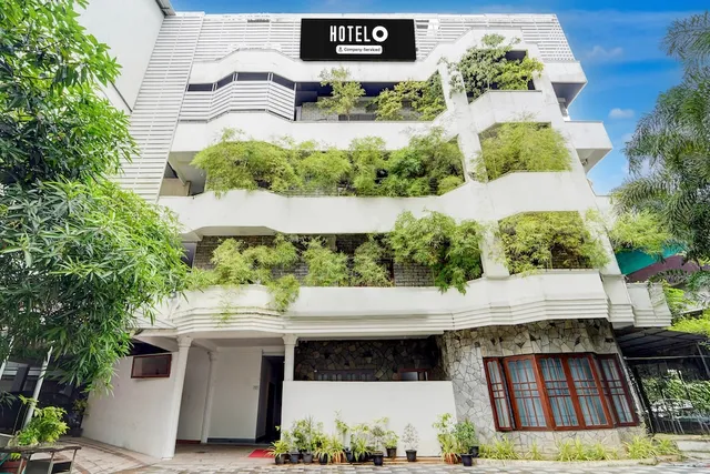 Super Collection O Vazhakkala Kakkanad