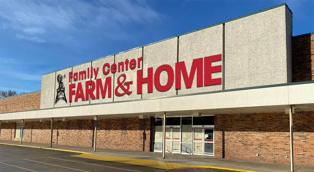 Family Center Farm & Home of Sedalia