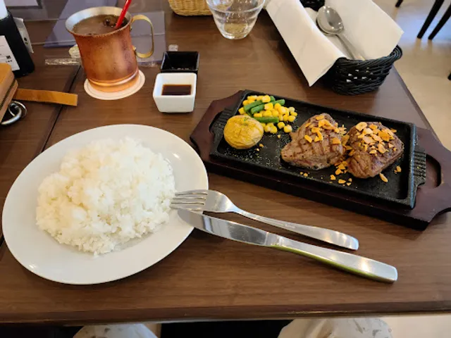 カフェ&レストランCOCO