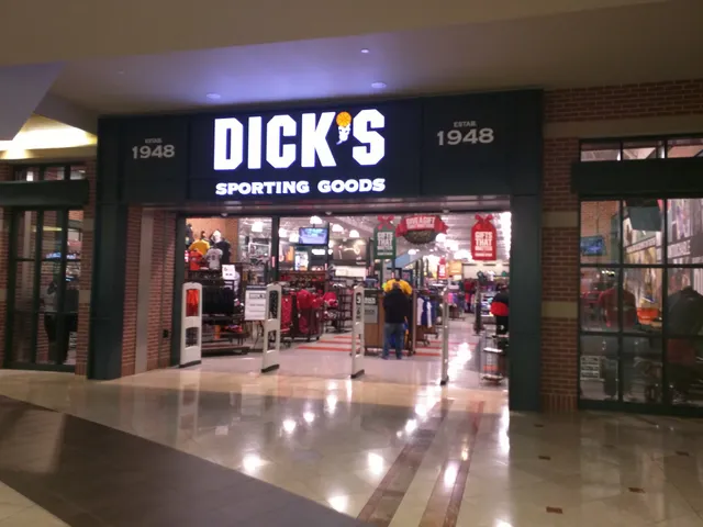 DICK'S Sporting Goods