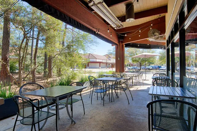 Crust Pizza Co. - Panther Creek