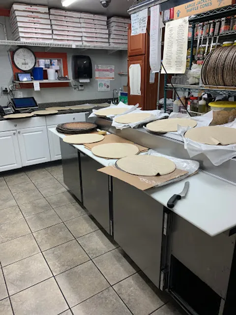 Hooks Pizza On the Hill