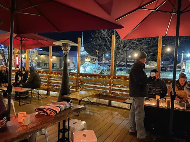 Bushel & Bee Taproom