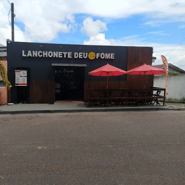 Lanchonete deu fome.