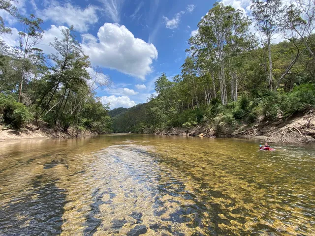 DeView Colo River Valley Camping