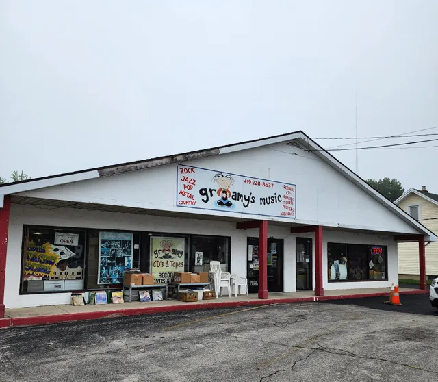 Groamy C D's & Tapes