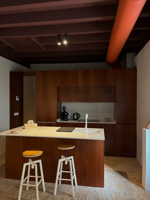 BOS*COS Apartments II