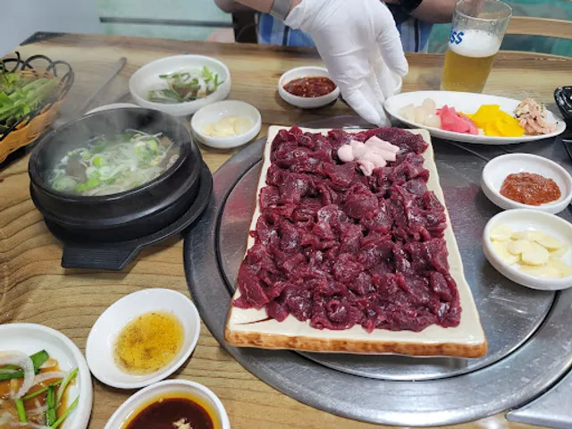 화정식육식당