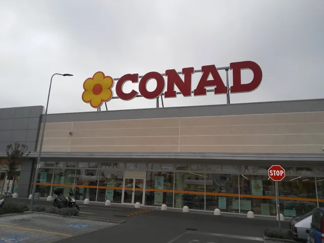 Parco Commerciale Burlamacca