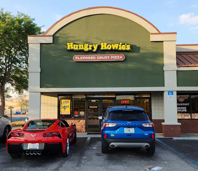 Hungry Howie's Pizza & Subs