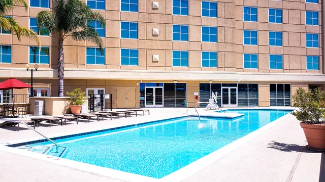 DoubleTree by Hilton Hotel Modesto