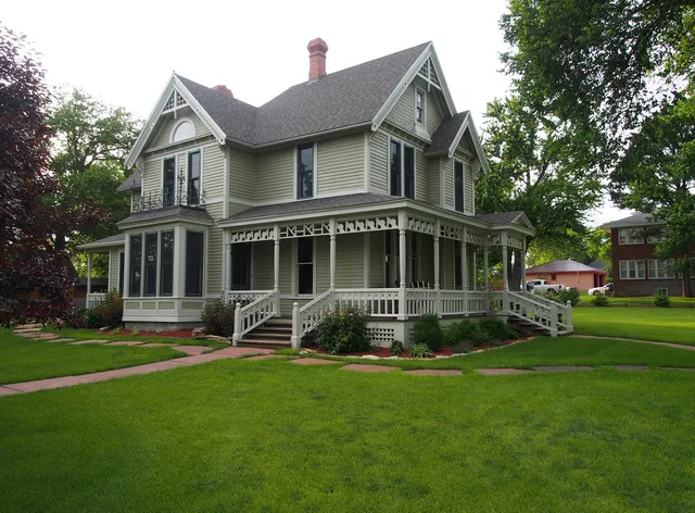 Engle House Bed & Breakfast