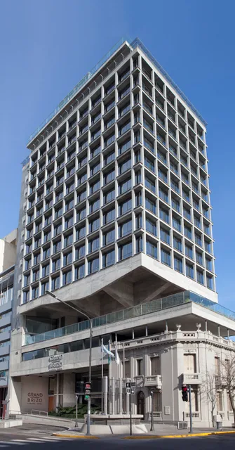 Grand Brizo La Plata