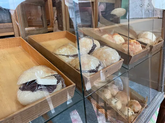 パンと焼き菓子の店 てくてく