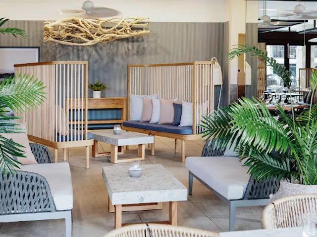 Aluco Restaurant And Bar