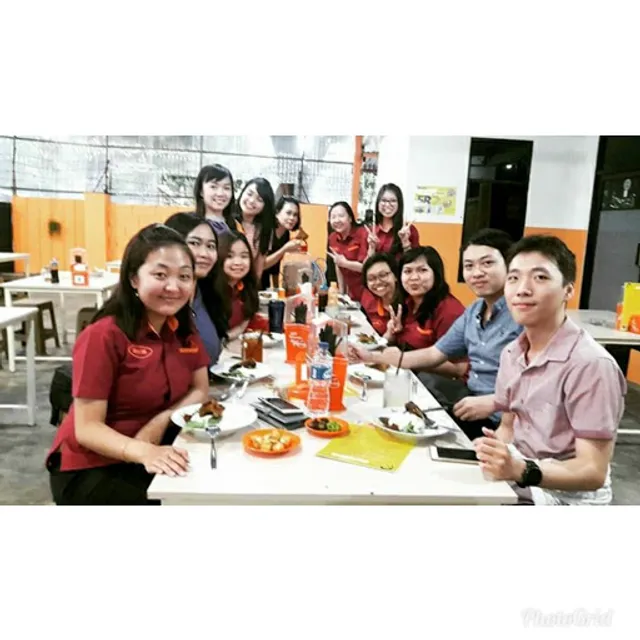 Bebek Pak Qomar Raya Kendangsari 88