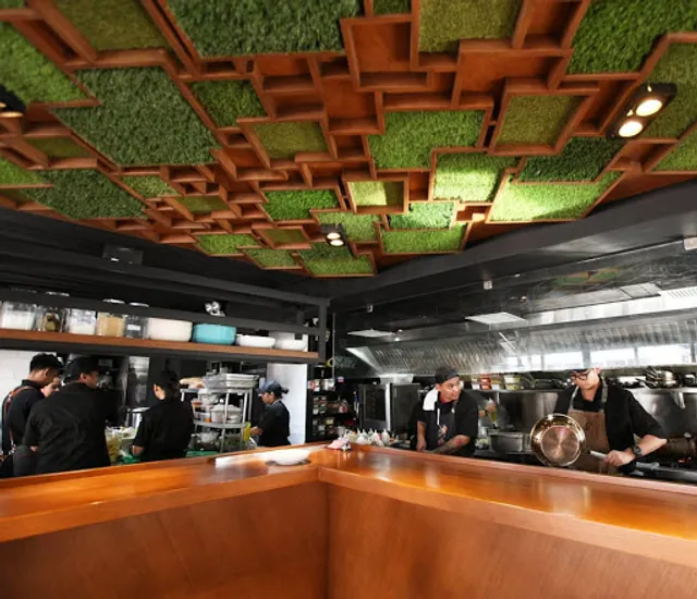 Tipple & Slaw Katipunan