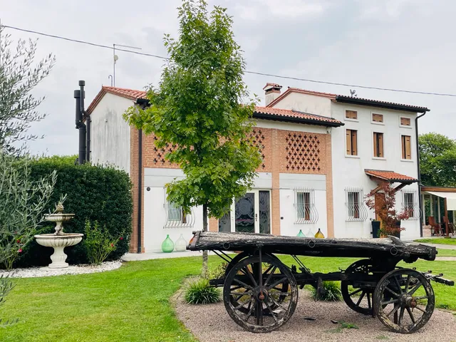 Bed and Breakfast Belvedere IT024062C1HAOZRFP2