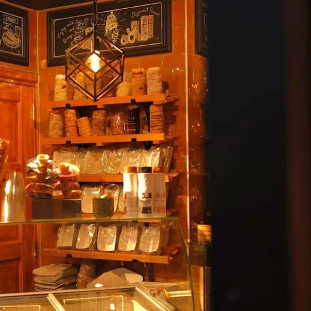 Chimney Cake Bakery & Café