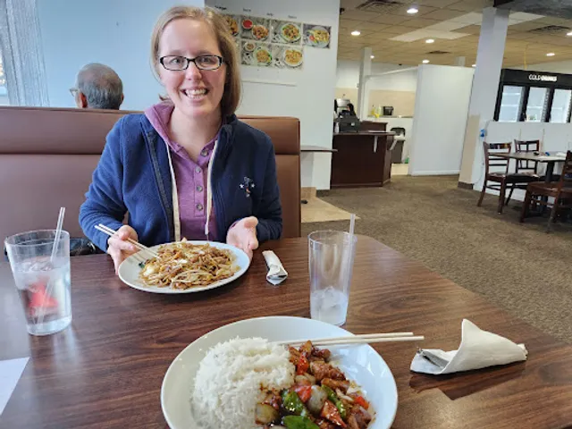 Hkakabo Razi Asian Restaurant