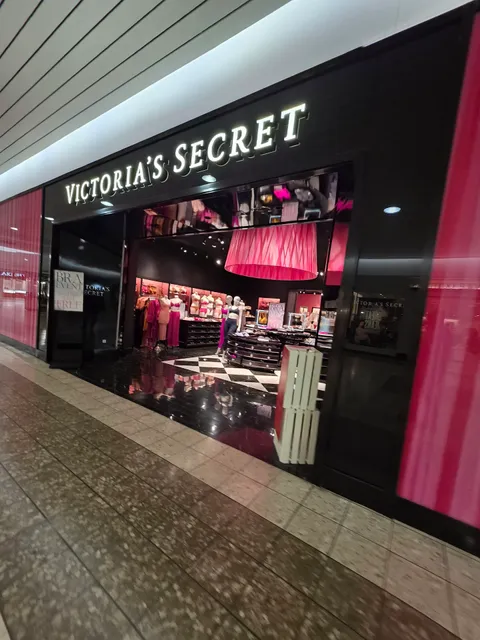 Victoria's Secret & PINK