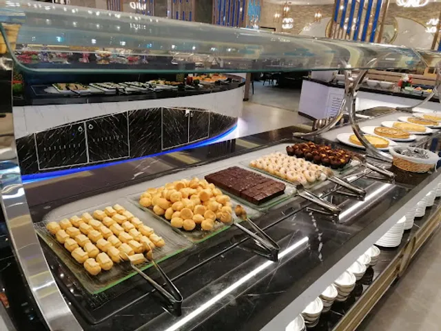 Golden Buffet