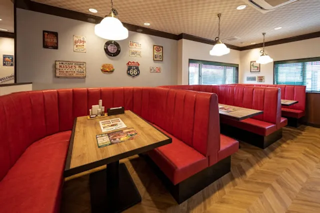 American Dining Tomato and Onion Original store