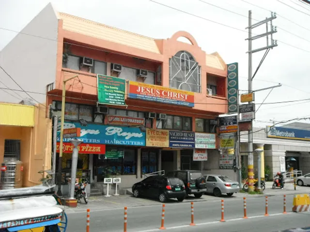 Lots' A Pizza - Better Living