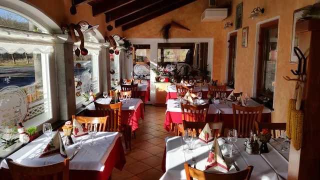 Gostilna pri Zotlarju, Tadeja Logar s.p.