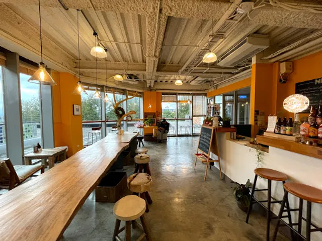 Luguo Cafe / Z Space