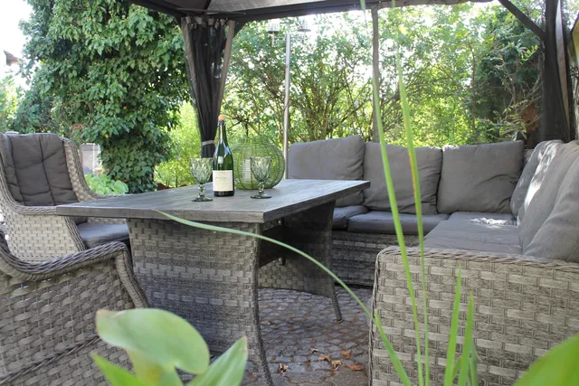 ADES HAUS Ferienwohnung/Gästezimmer ADES HAUS