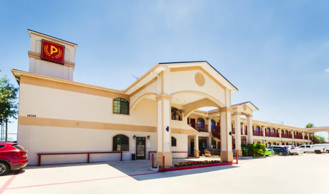 Palace Inn 290 & Fairbanks