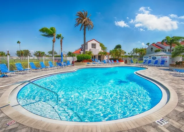 Isla Del Sol Vacation Rentals