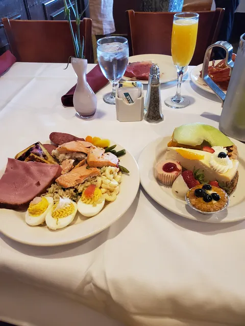 The Deck at Lake Hood